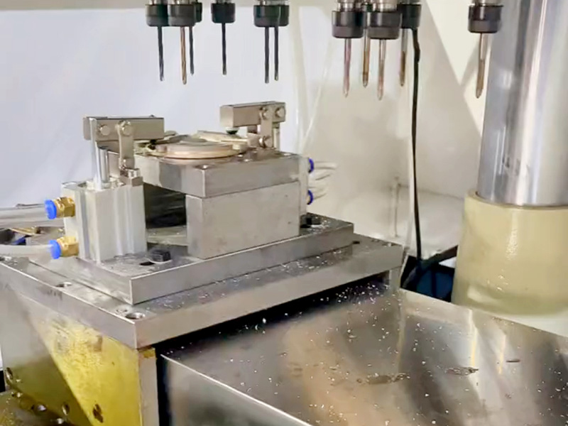 高速鉆攻機好不好？設備特點！